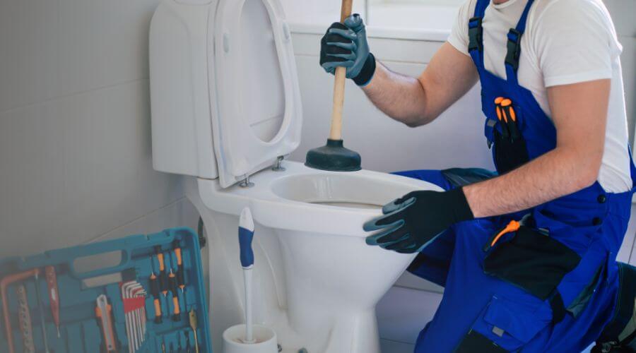 Professional septic pumping service in Amoret, MO